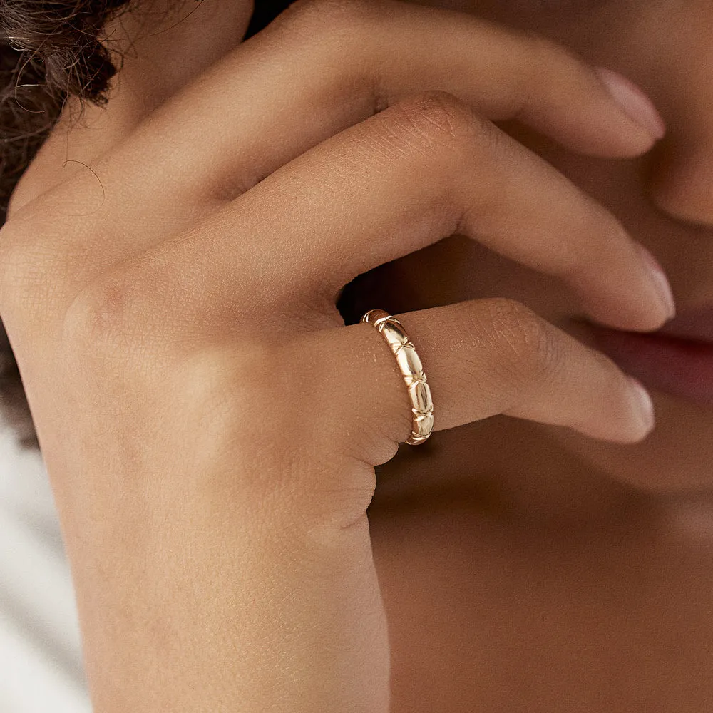 14k 3MM Unique X Cut Design Gold Wedding Ring